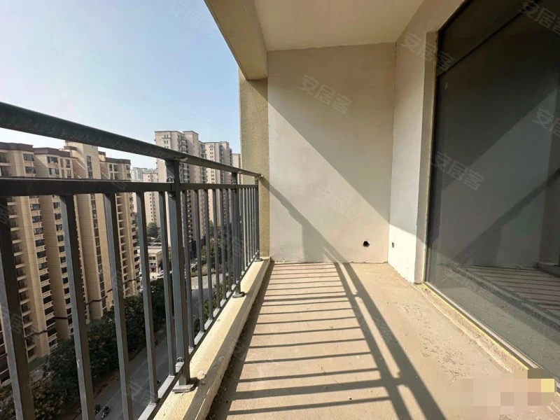 316，又降价了，捡漏，蓝天新城，人车分流小区， 单价5800不到，送地下车位 ，证件满二