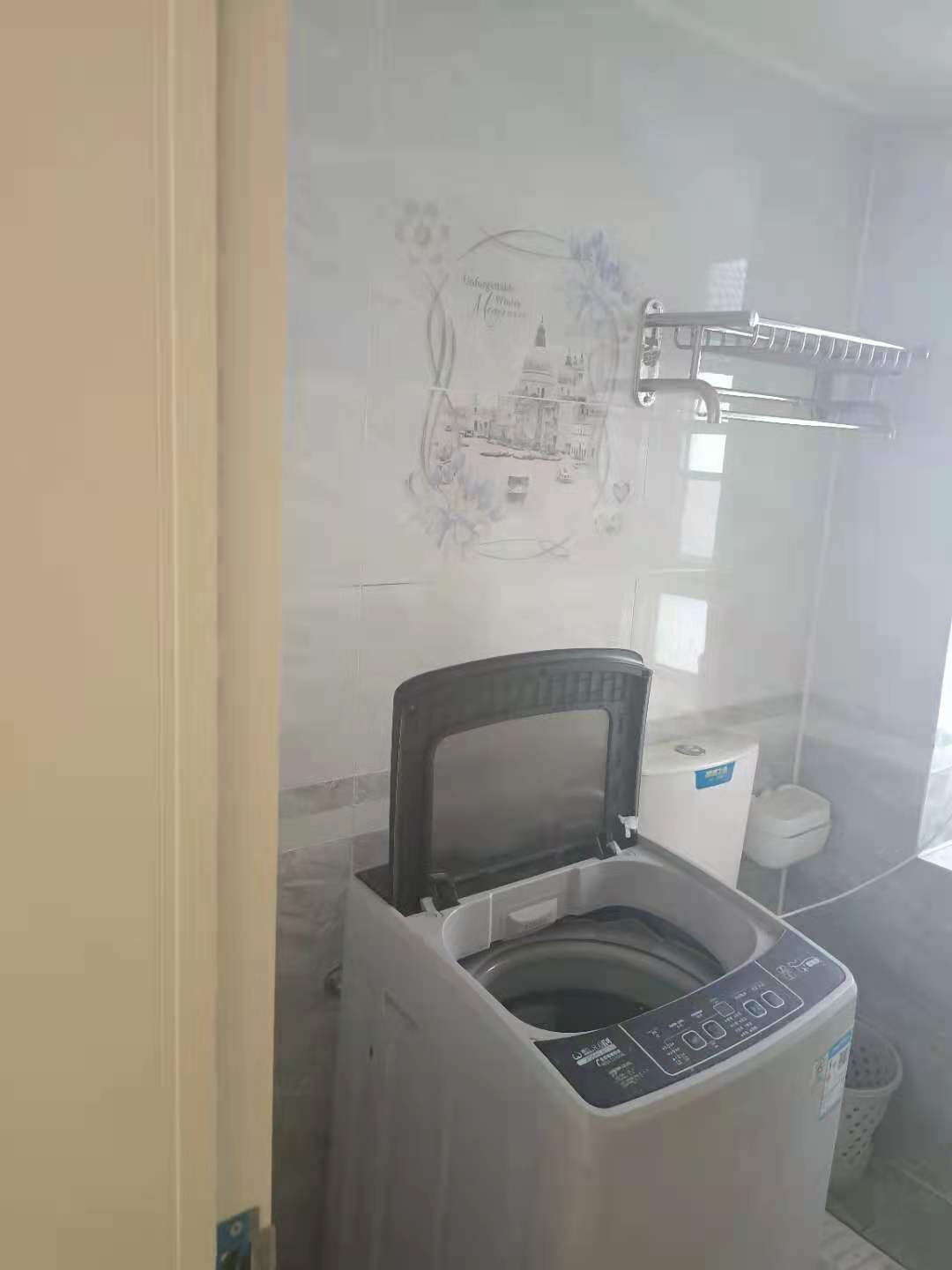 南国明珠精装三房家具家电齐全年租