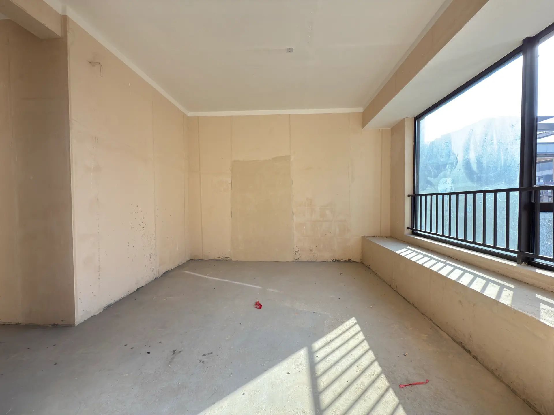 诚心出售。吾悦，叠墅，位置好日照强，业主诚心出售