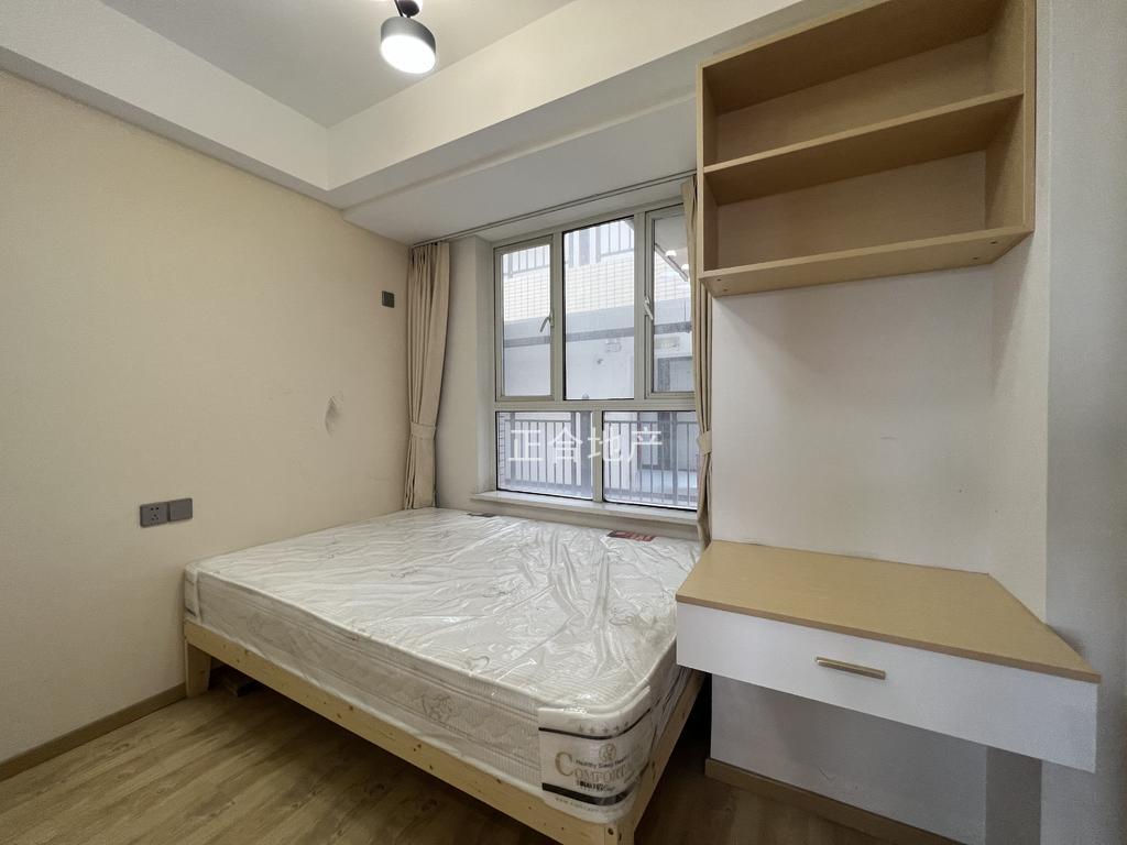 城南，沔阳天泽园，电梯小高层，凤凰楼，精装二房，证满二