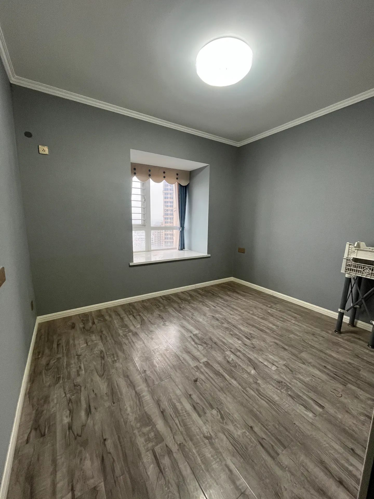 城南，森林国际城，精装四房两卫，9成新精装，好楼层，证满二