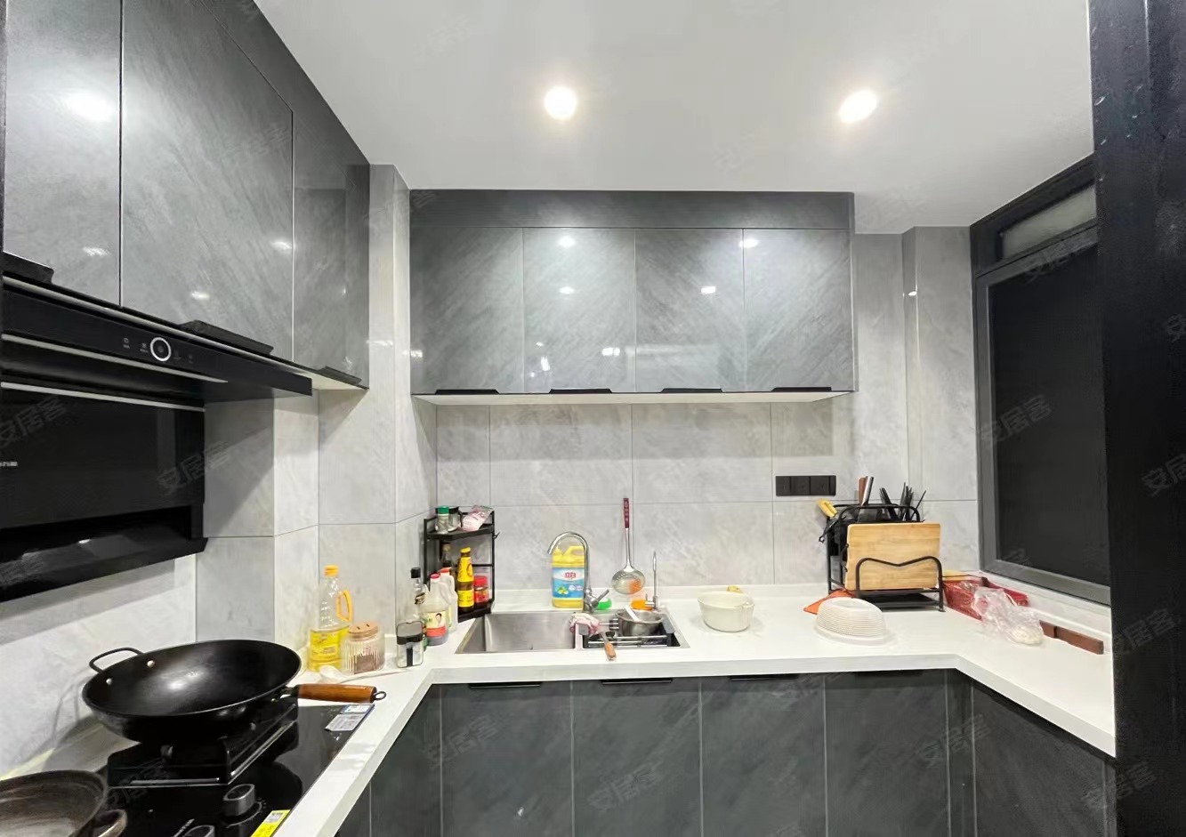 31，亏本30w，豪装三房，业主诚心出售，证满二，急卖