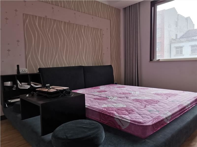 城西中央华府精装修基本没有住过仙桃 满二