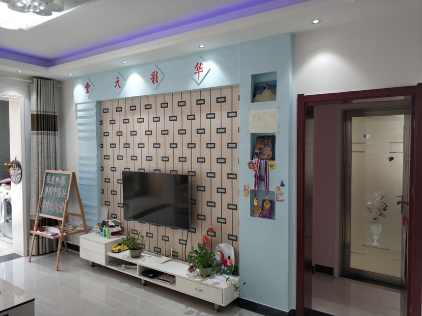 博雅世家，职院对面，步梯3楼，满二，诚心出售