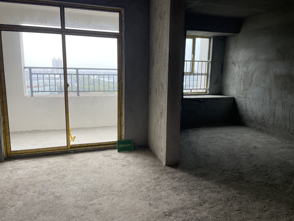 沔阳天泽园毛坯一楼守付一万起嫁格13.8万起南北通透看房方便诚心出售