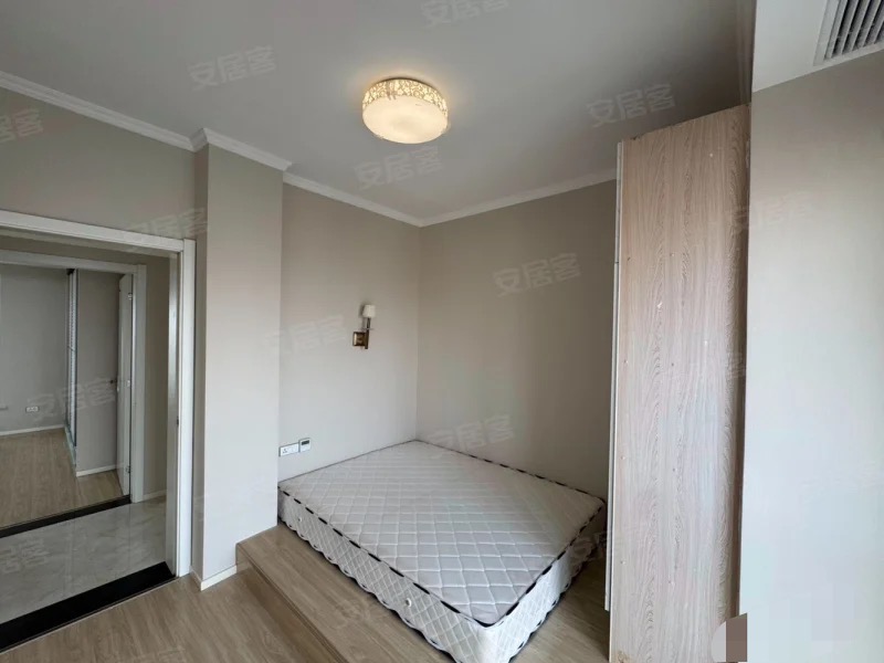 捡漏，城南，福星城，精装三房两卫，家具家电全送，证满二，房东急卖，看中可谈