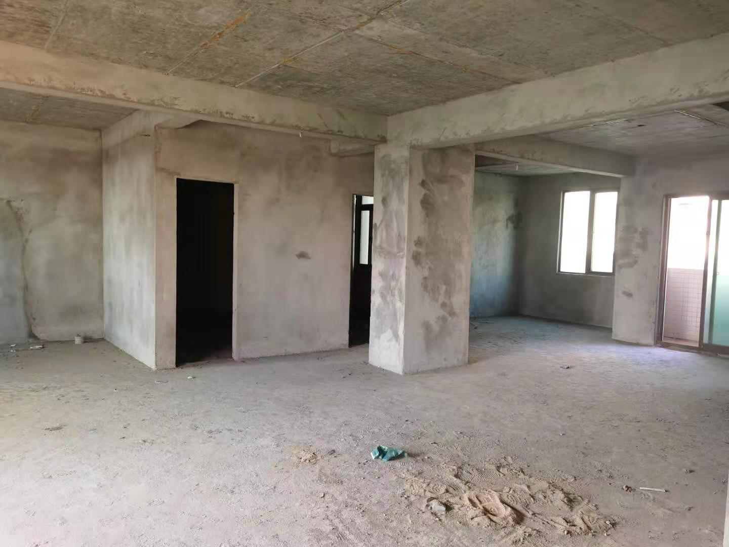 锦绣龙城毛坯三房楼层好采光好看房方便