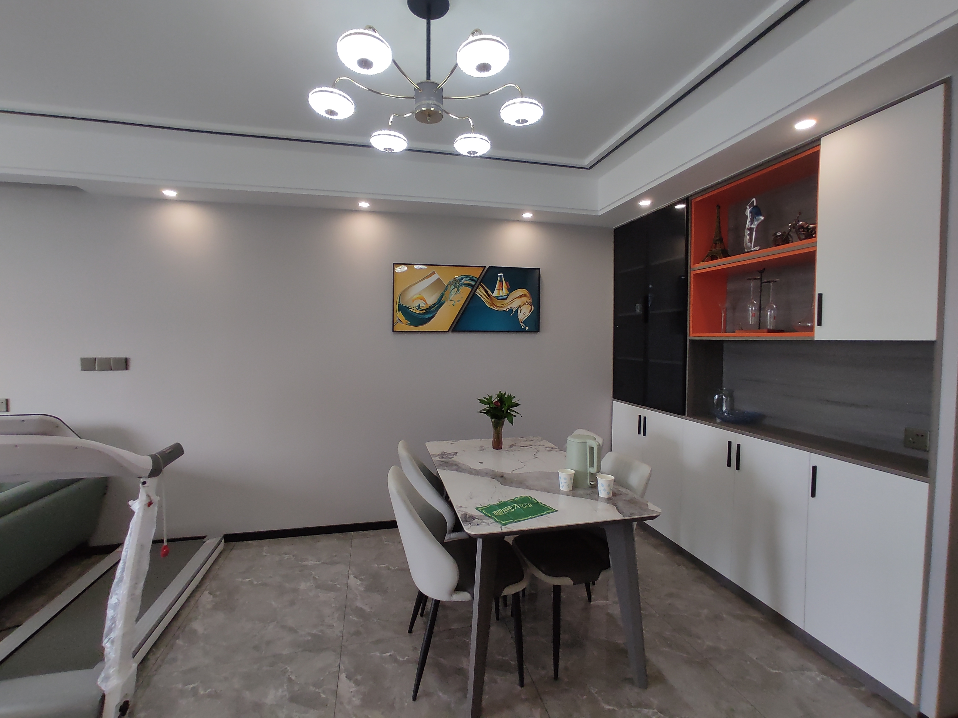 祥生观澜府精装三房屋里成色新的狠拎包即住业主急卖看房方便