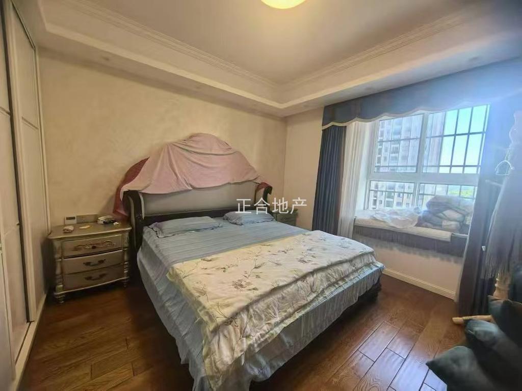 精装卖毛坯价！家里保养得非常好，还犹豫啥？