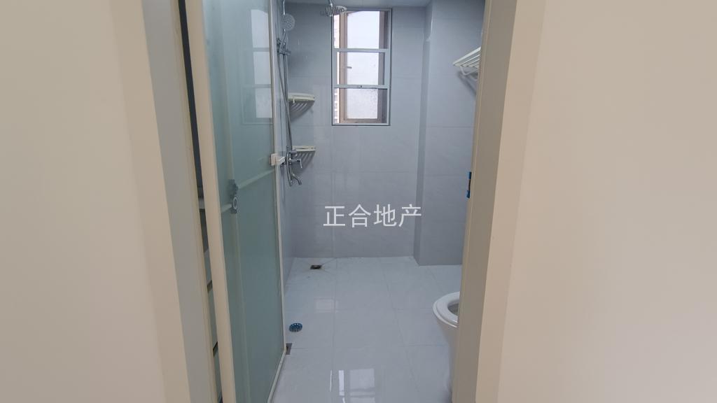 满庭春七期，次新小区，中间好楼层16楼，东边户，业主自装，一天未住，全屋奶油风，