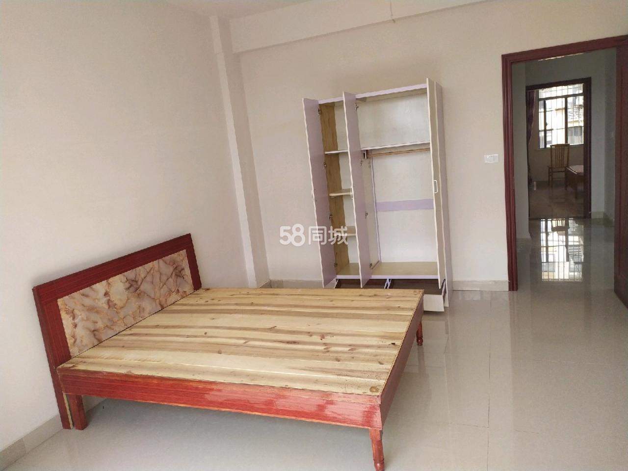 英伦名邸对面110平直租无中介费