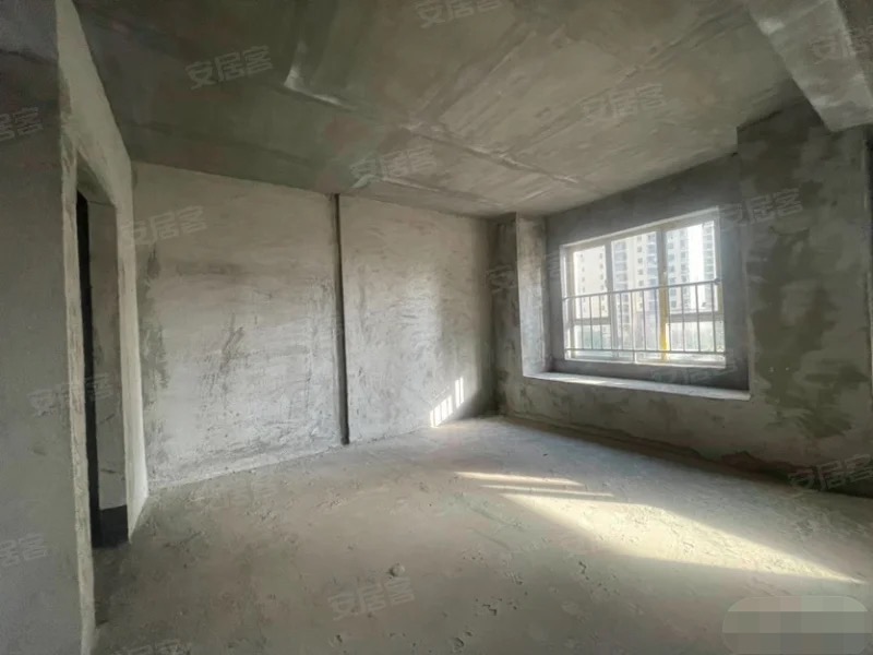 捡漏，新城名都，单价5300，毛坯三房，大阳台，亏本出售