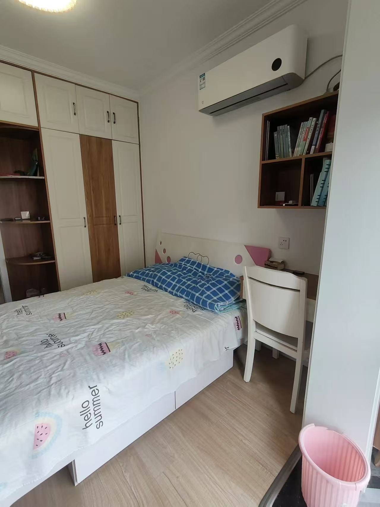 城南，荣怀，精装两房，小高层，东边户，南北双阳台，好楼层