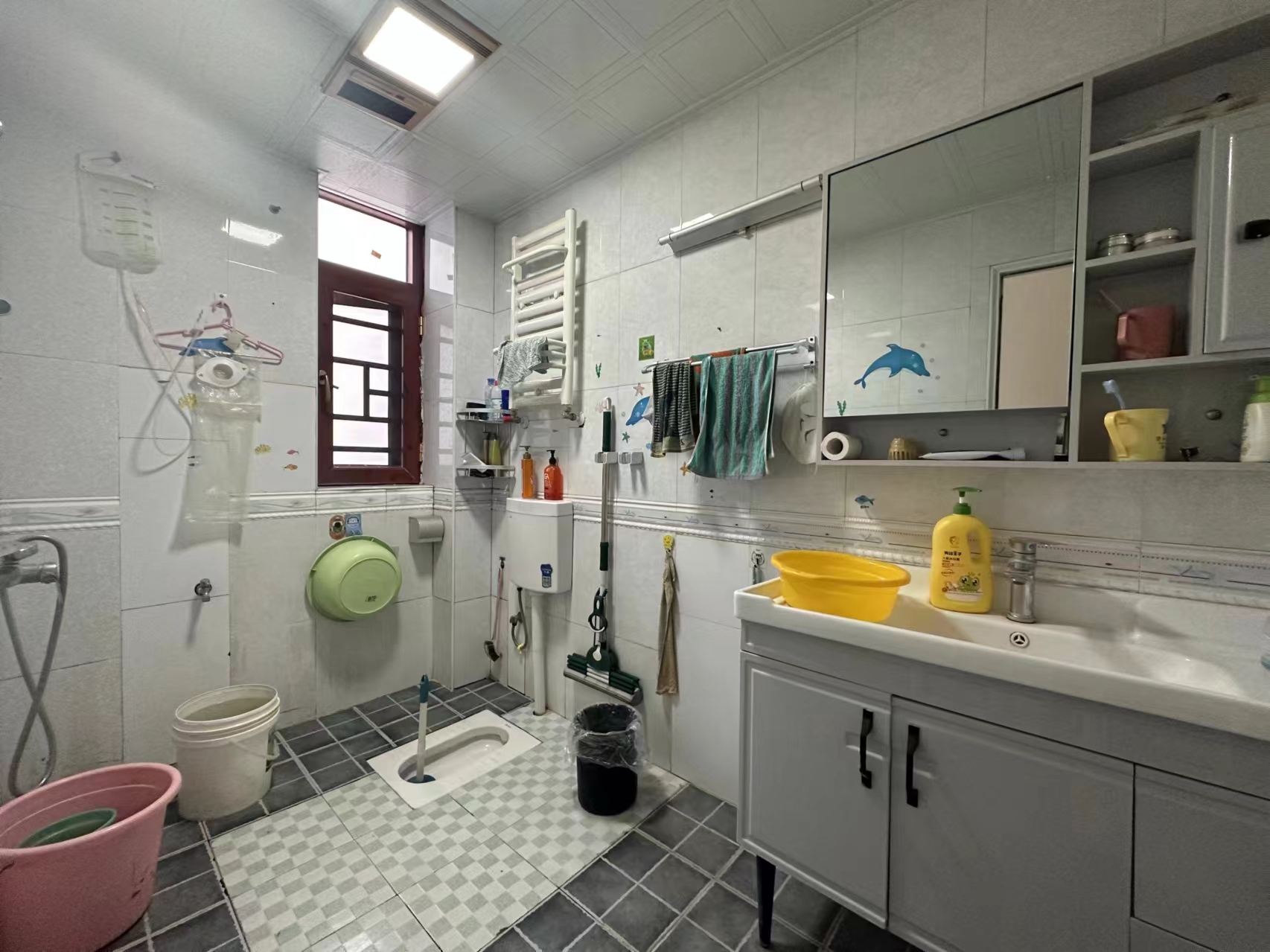 宏运名居.商城附近精装三房复式.证件满二