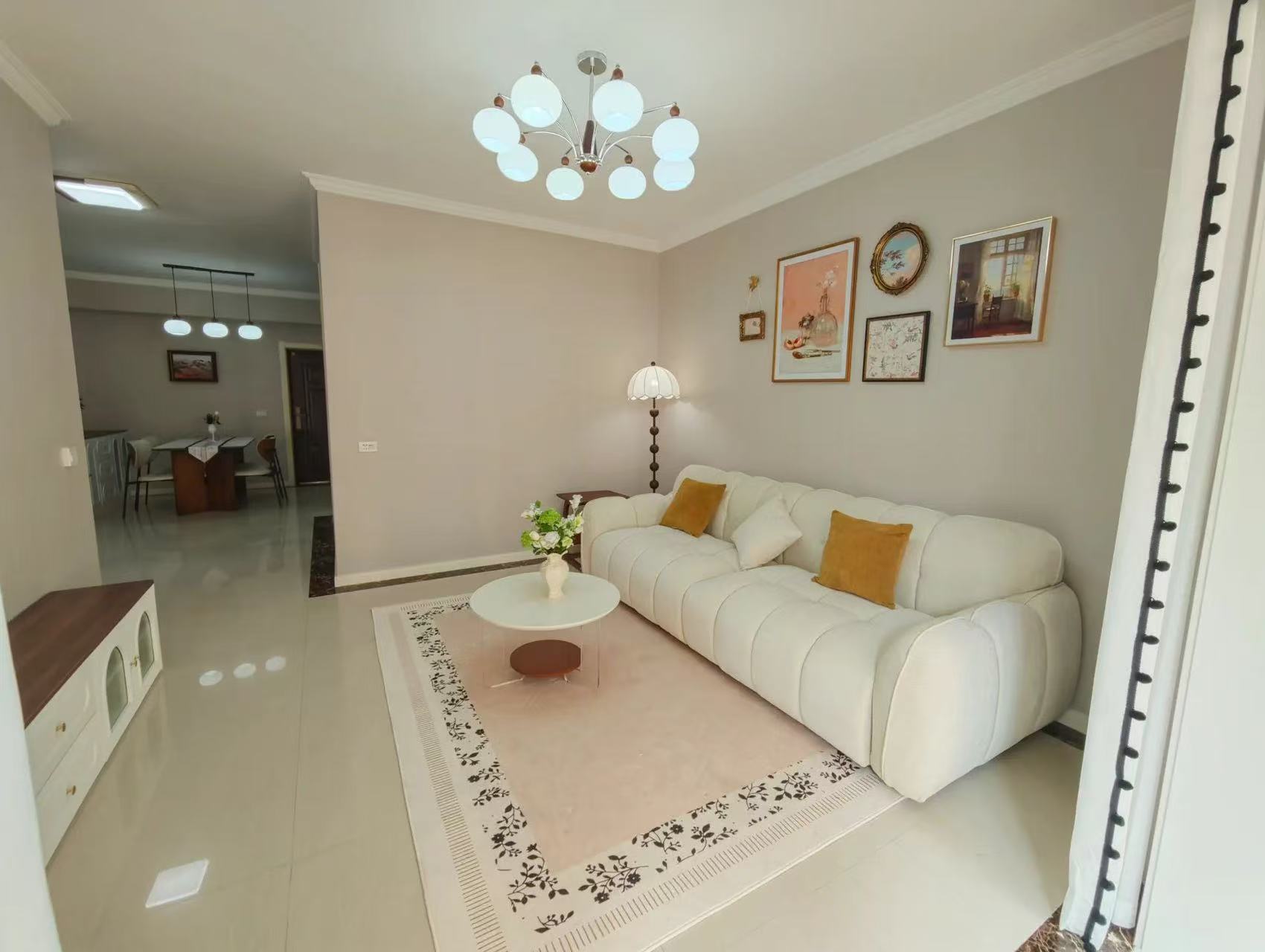 捡漏。满庭春， 精装三房，供暖房，小高层，好楼层， 证满二