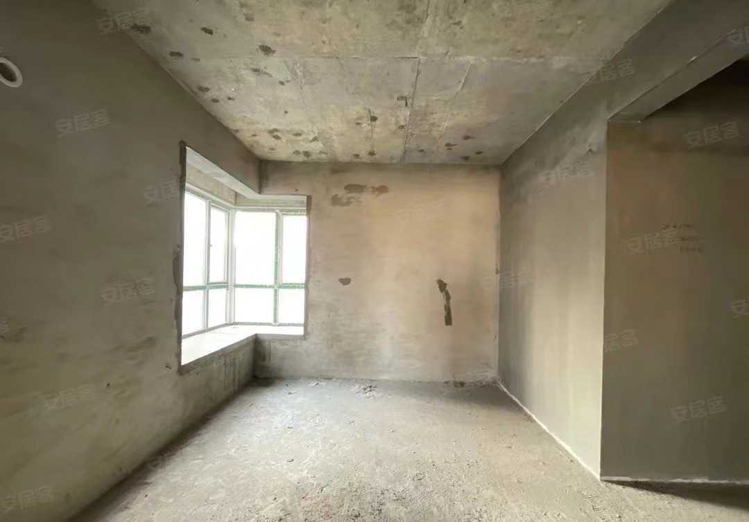 78，业主亏本出，捡漏，和合国际，单价45XX，人车分流，中间好楼层