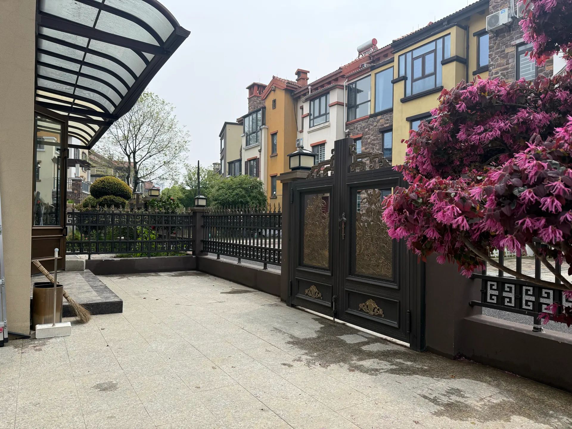 降价30万，亏本出，御江湾，精装别墅，成色新，证满二