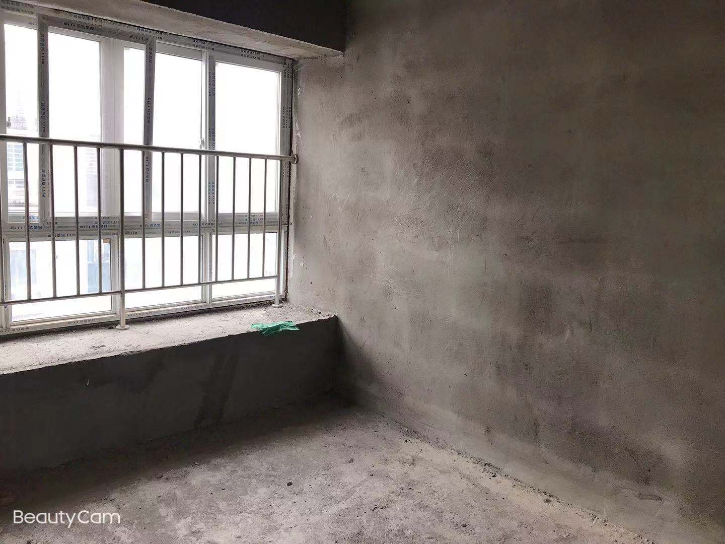 城南新三中旁汉江景苑单价5400毛坯大四房证满二看房方便