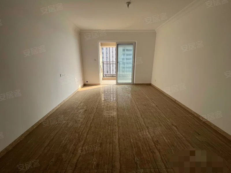 307？房东急售，碧桂园，边户 ，精装四房，134平，70个，中高好楼层