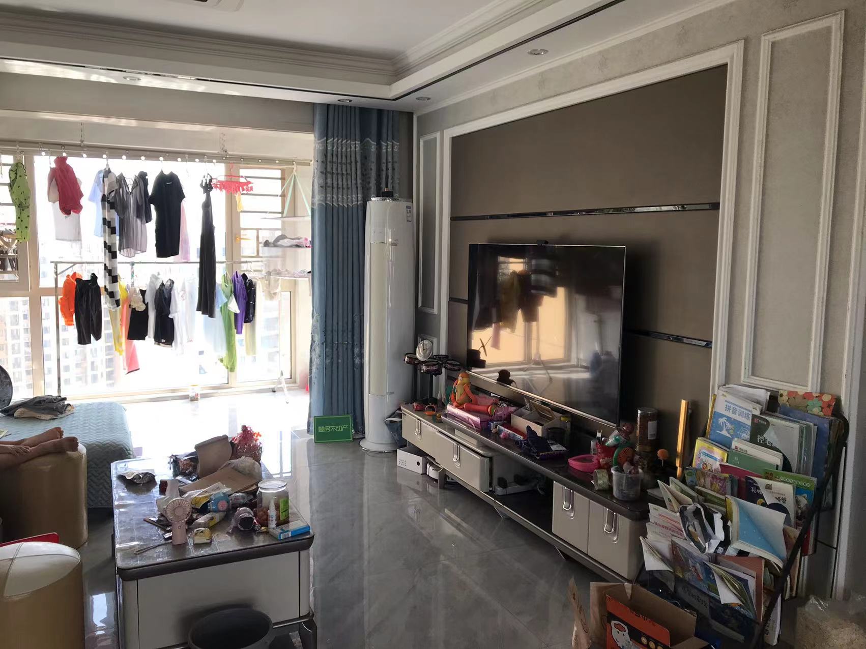 满庭春供暖房证满二精装卖毛坯价配套齐全精装四房边户户型好诚意出售