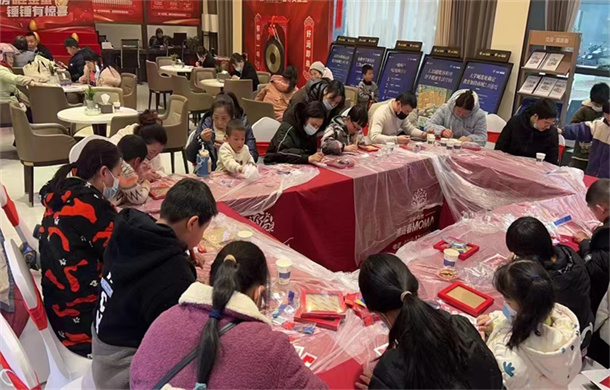 交投·满庭春元旦嘉年华圆满结束，新年带来新温暖