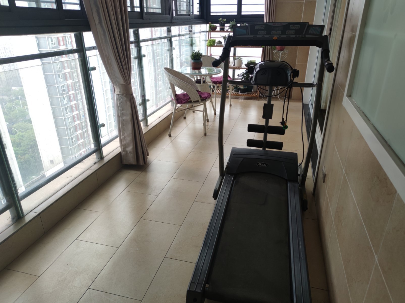 福星城精装大三房，122平，91万，新证