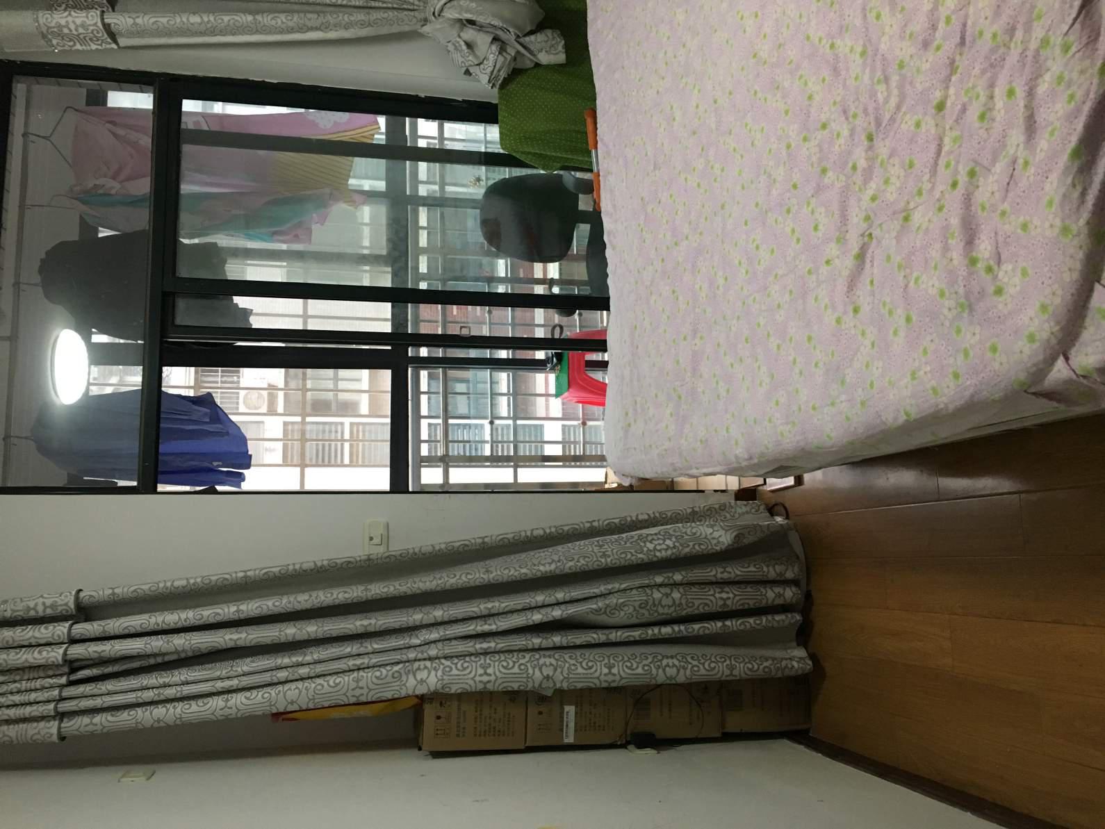 东城花园步梯三房采光好南北通透