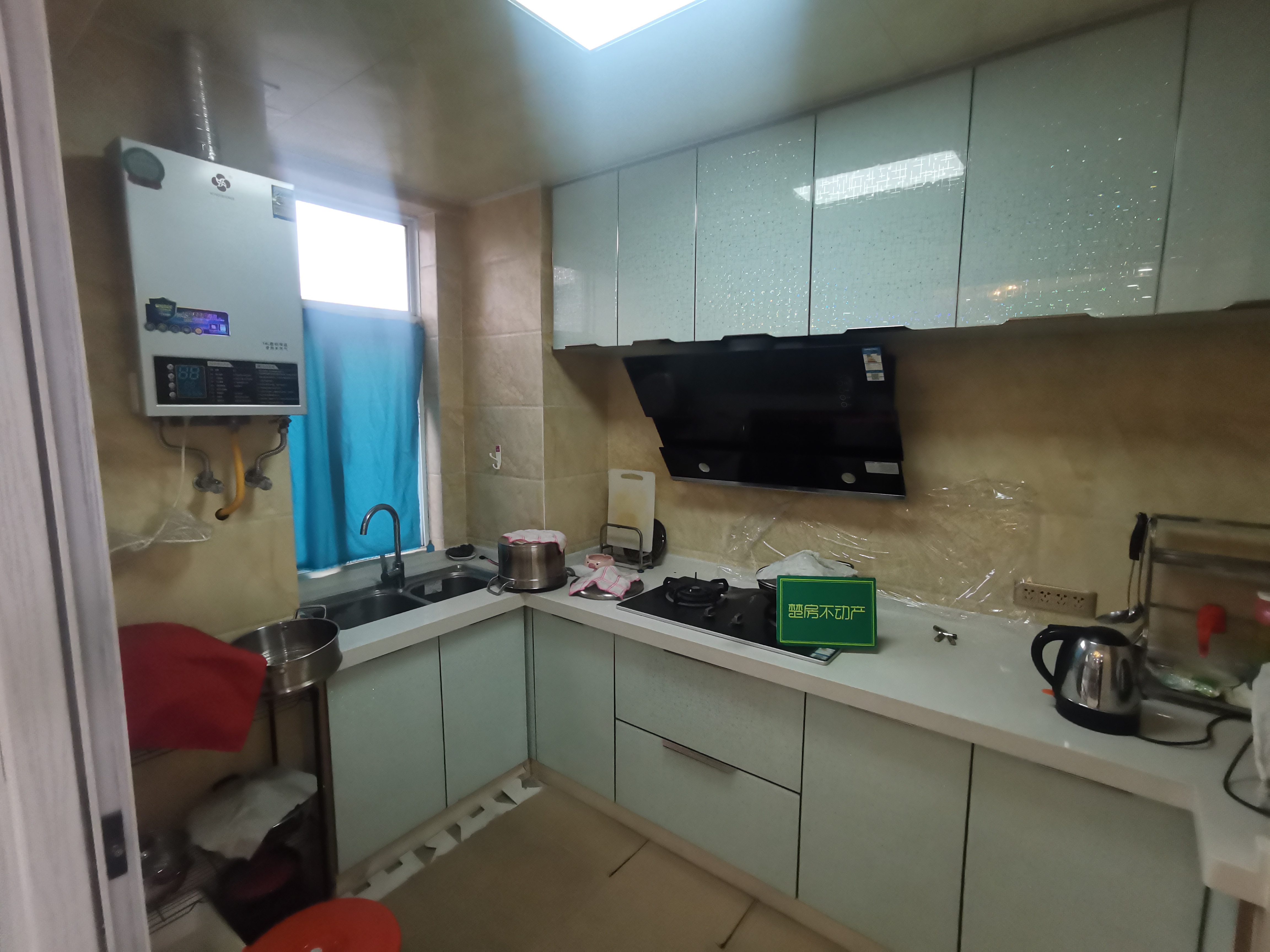 田园国际精装婚房业主急卖看房方便