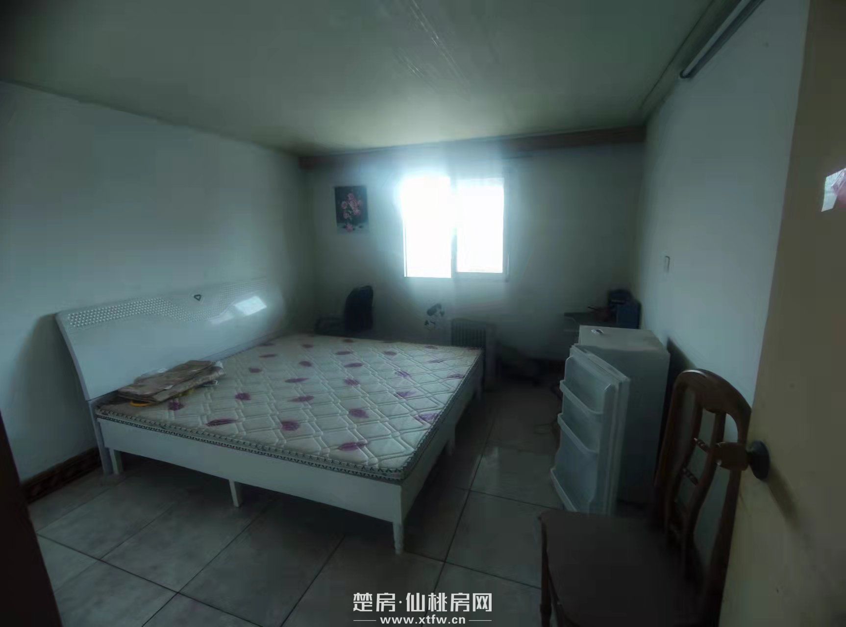 何李路100平20.5万有证天然气空调热水器洗衣机冰箱齐全