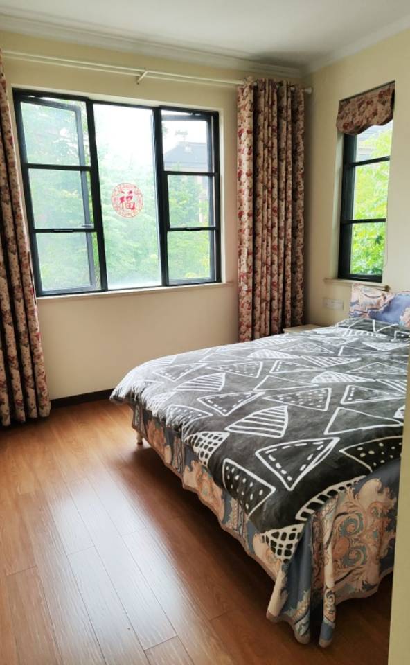 边套房绿化光线都好