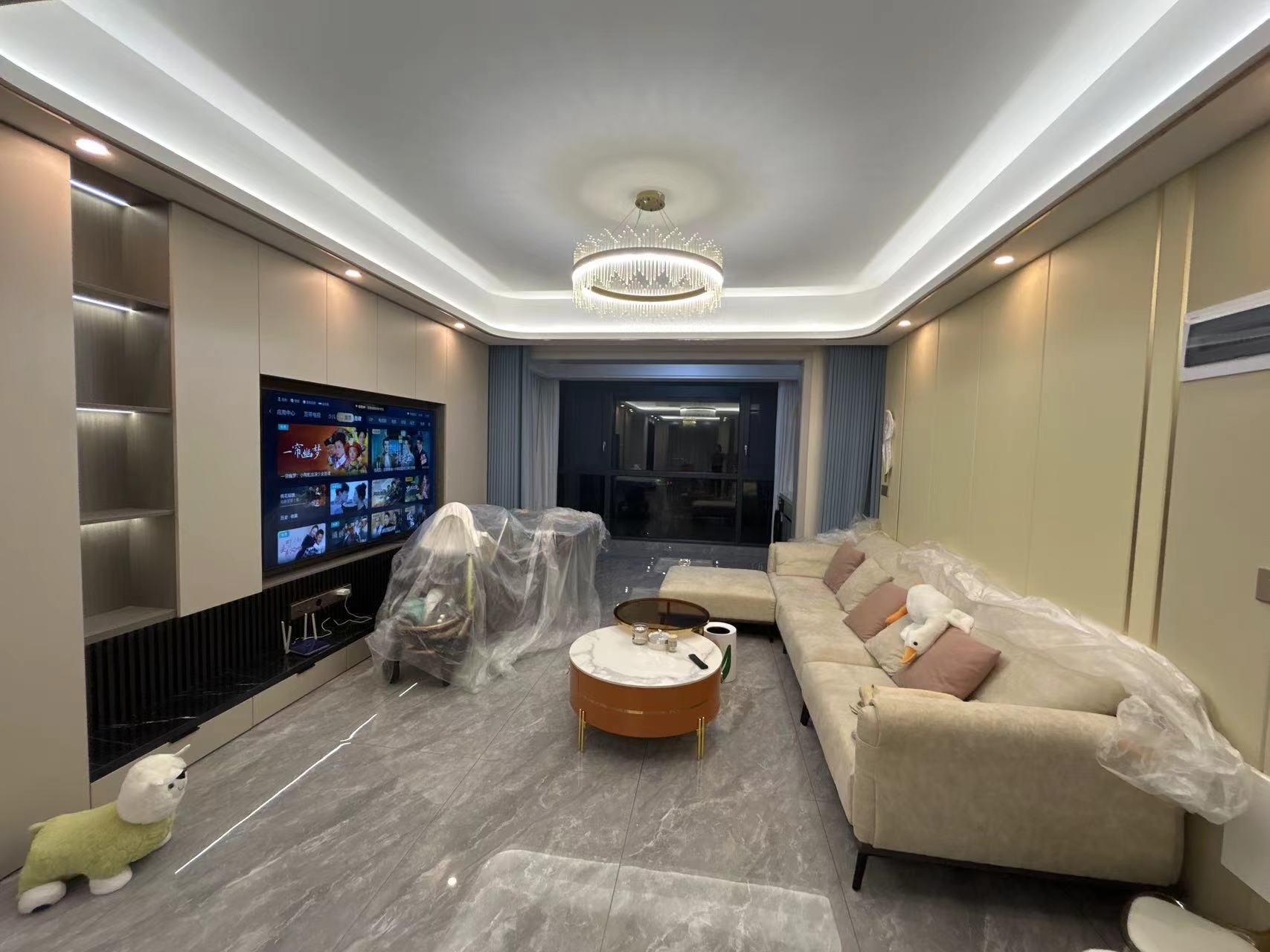 城西风和日丽，精装拎包入住，下楼三中