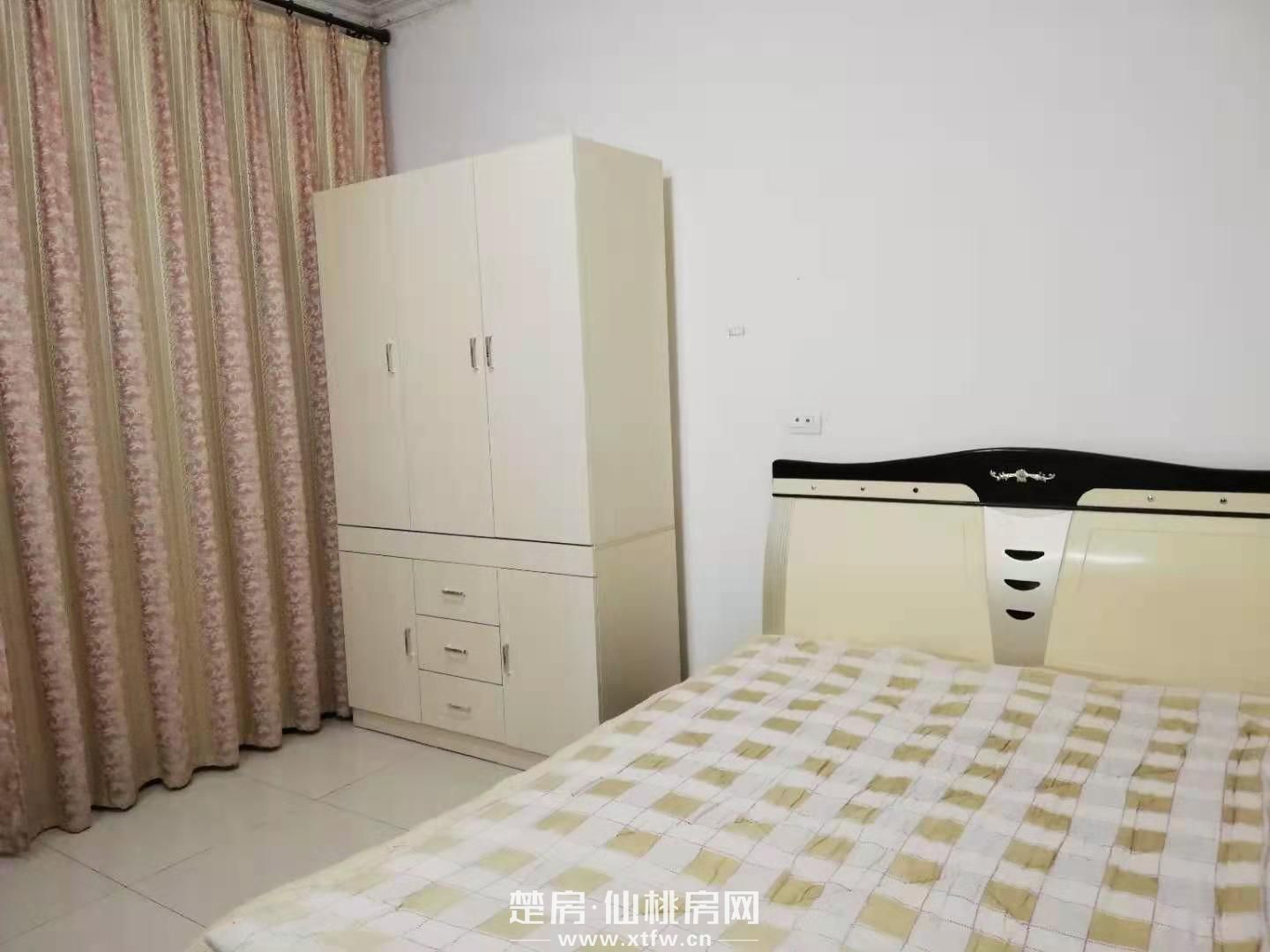 ~~（图）洗衣机、空调、热水器家具2室半1厅怡家国际酒店背后武商市政广场南100米