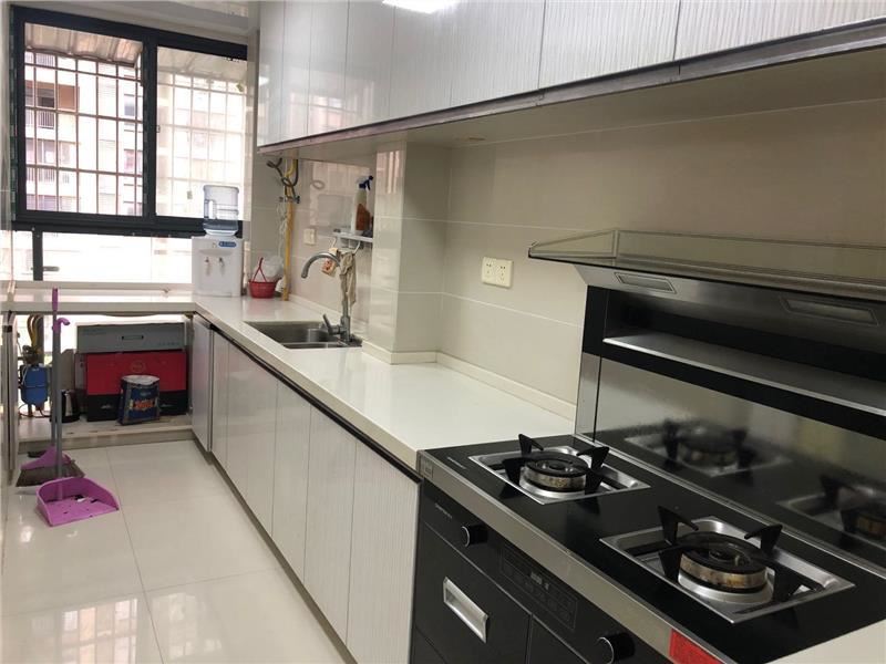 城南新三中旁精装电梯房拎包即住 就在家门口