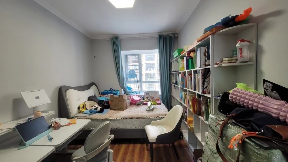 沔阳公馆电梯小高层一梯两户采光好装修成色新公摊小