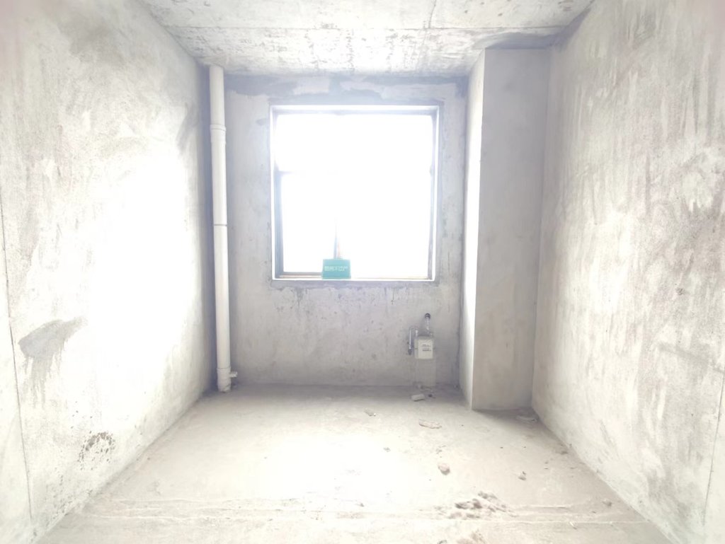 颐和公馆单嘉5300人车分流停车位充足证满2年看房有钥匙