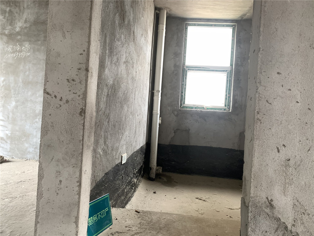 中央华府.毛坯小高层.证件满二.看房方便