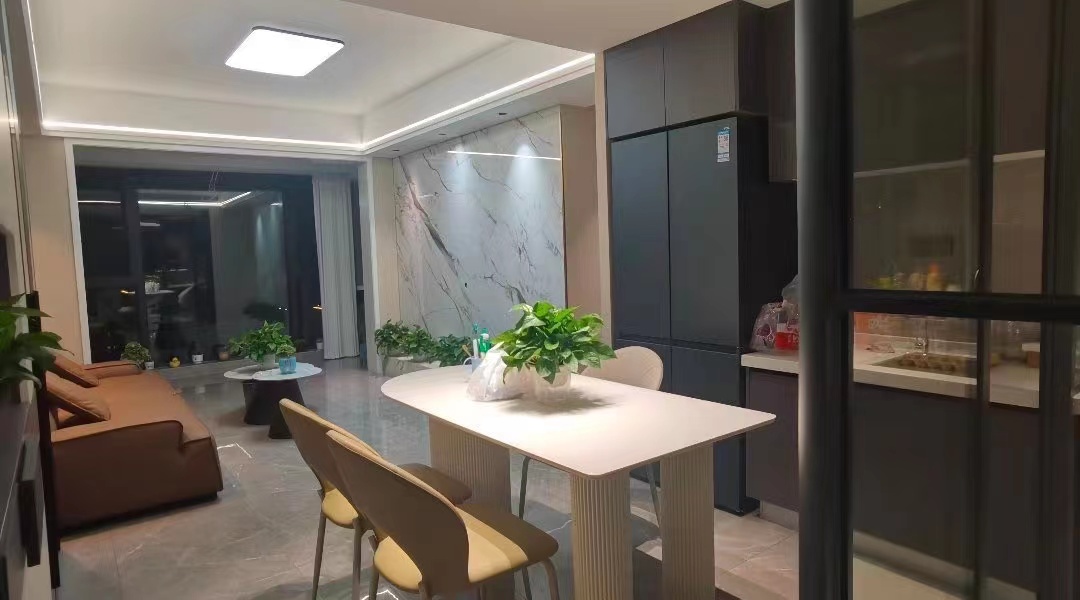 捡漏，城南天花板小区，锦绣江山望府，jin此一套全新精装三房