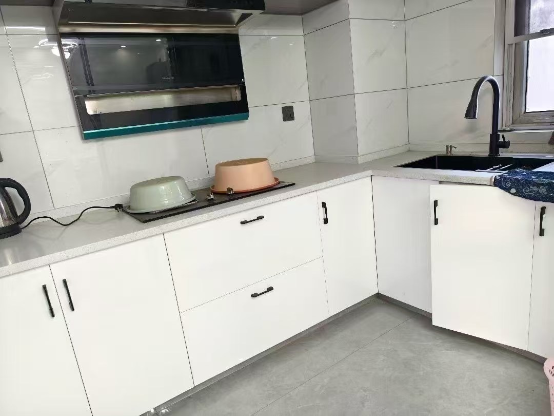 新妇幼旁，锦绣江山，精装3房2厅2卫，9.9成新,，双阳台，证满二，南北通透