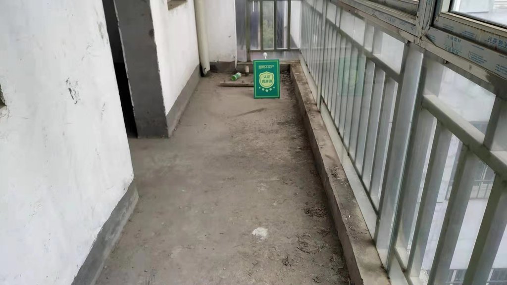 富苑名居友谊路上面还有一层毛坯老证需要在大彭场购房的可以看看