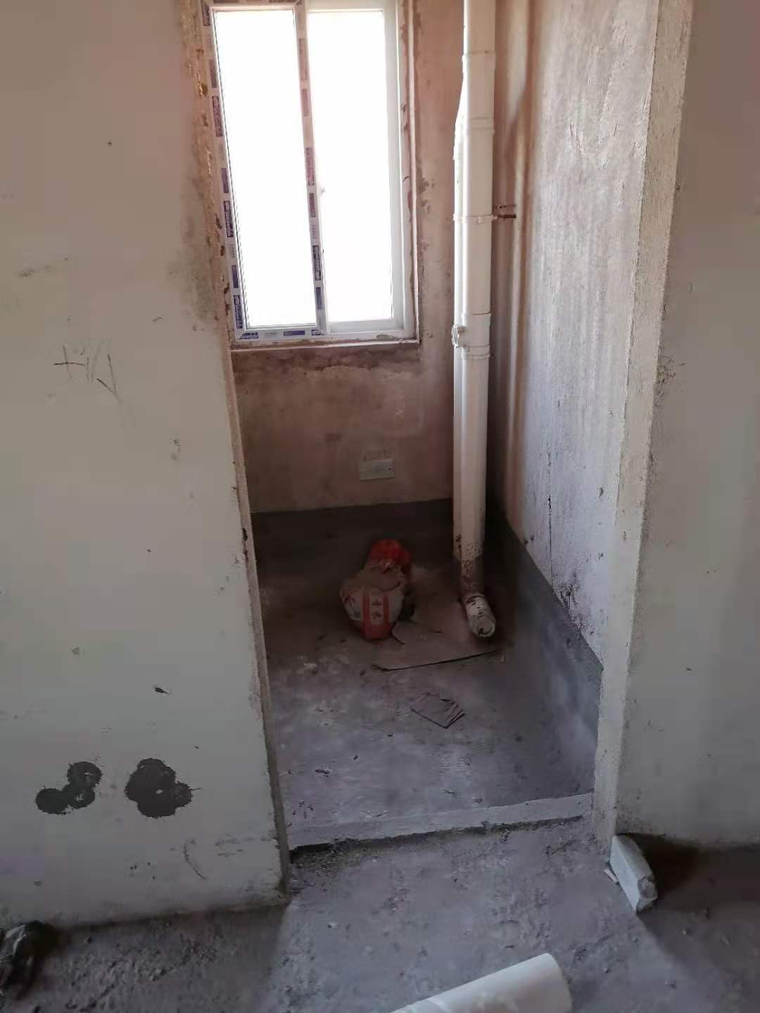 仙桃一中对面 房毛坯大三房单价5字头证件满五