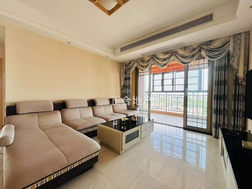 香格里拉，小高层，精装三房，好楼层，拎包入住，满五