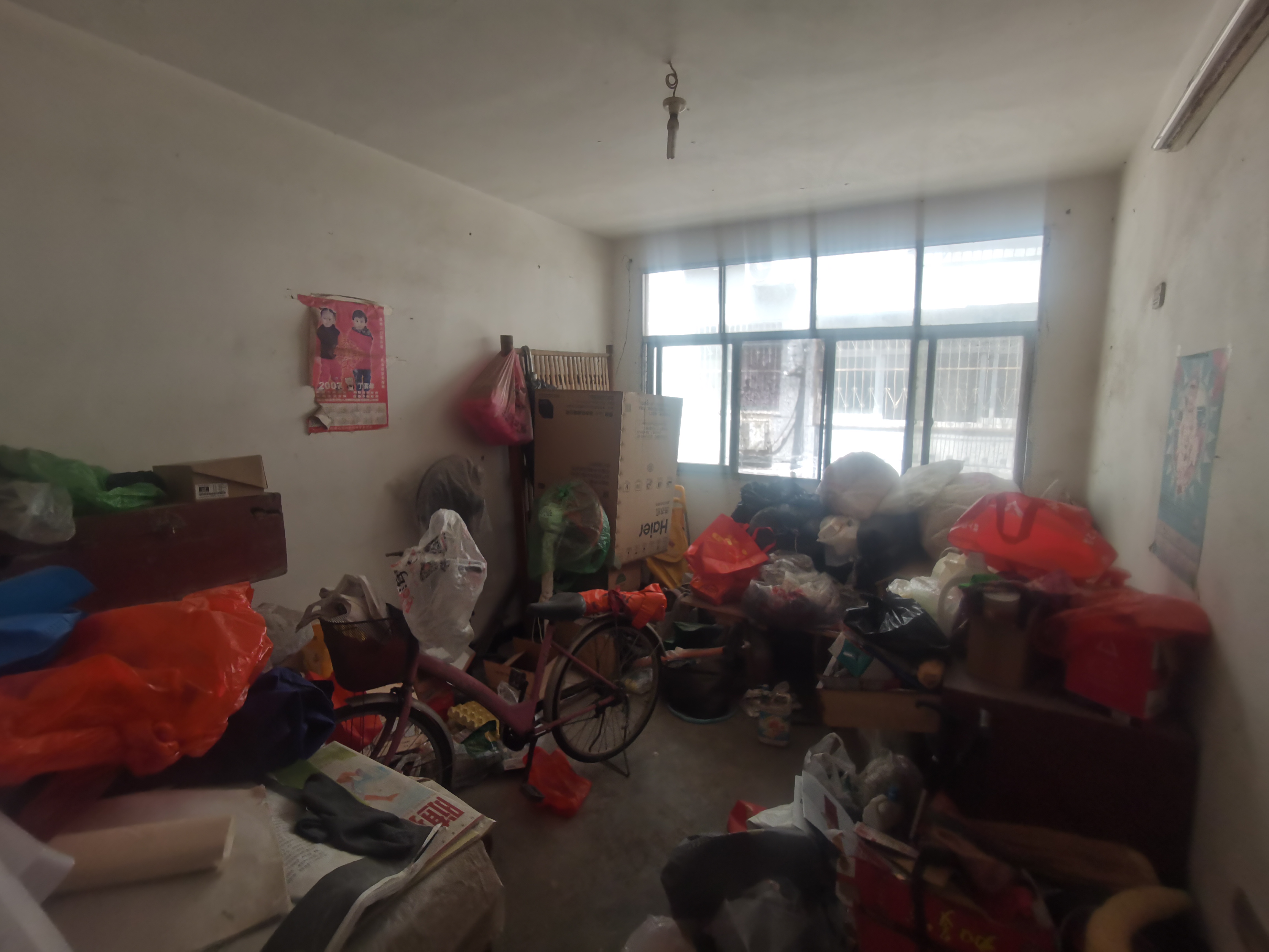 城乡渠私房一楼可以当门面自住自营都方便便宜卖了看房方便