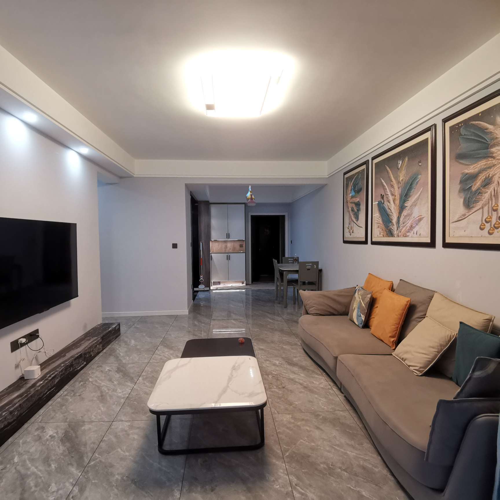 蓝天新城3室2厅2卫新装修保养完好家具家电全配优价出售