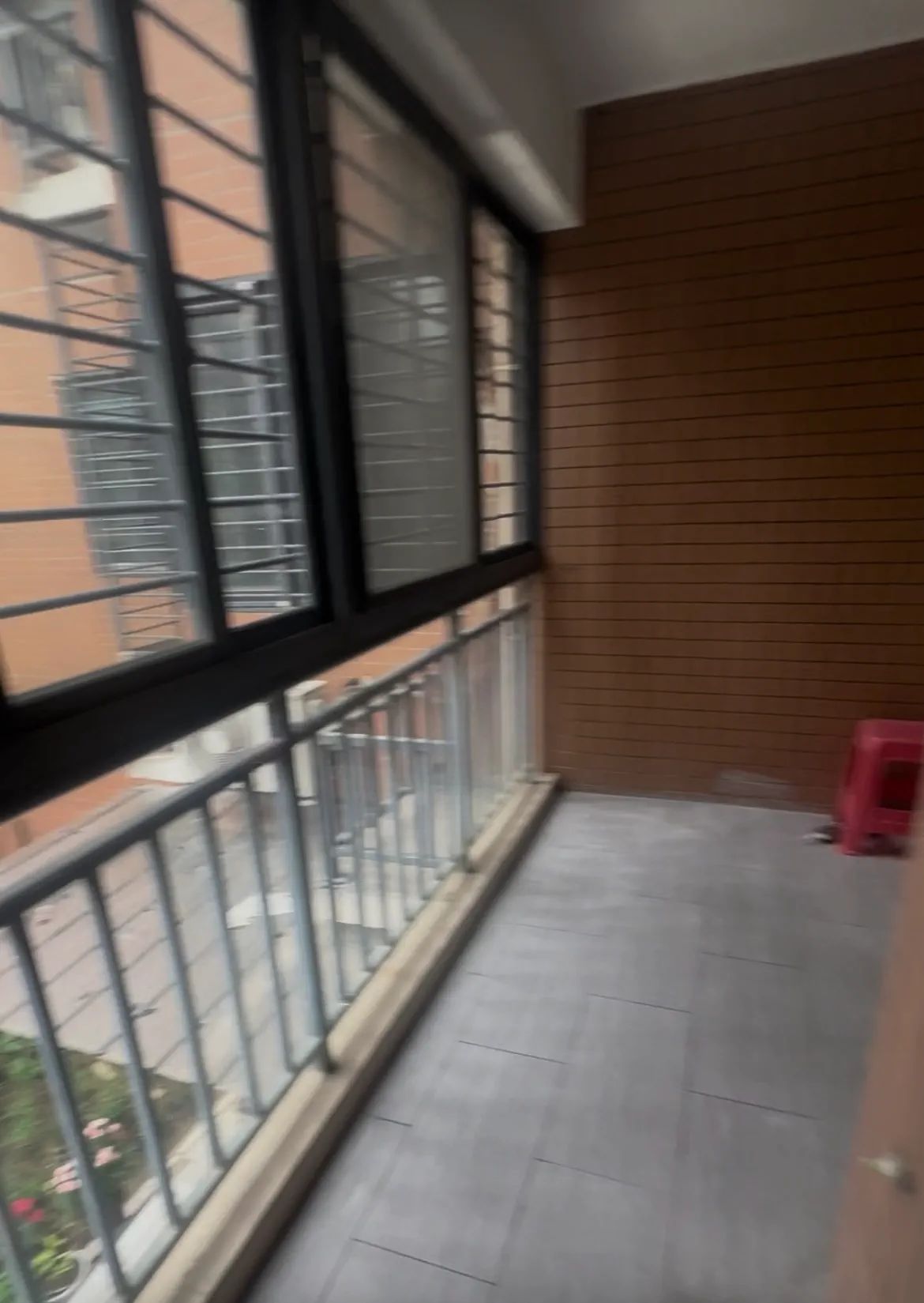 亏本出售，仙桃晓学旁，金域城邦，精装电梯四房，证满二