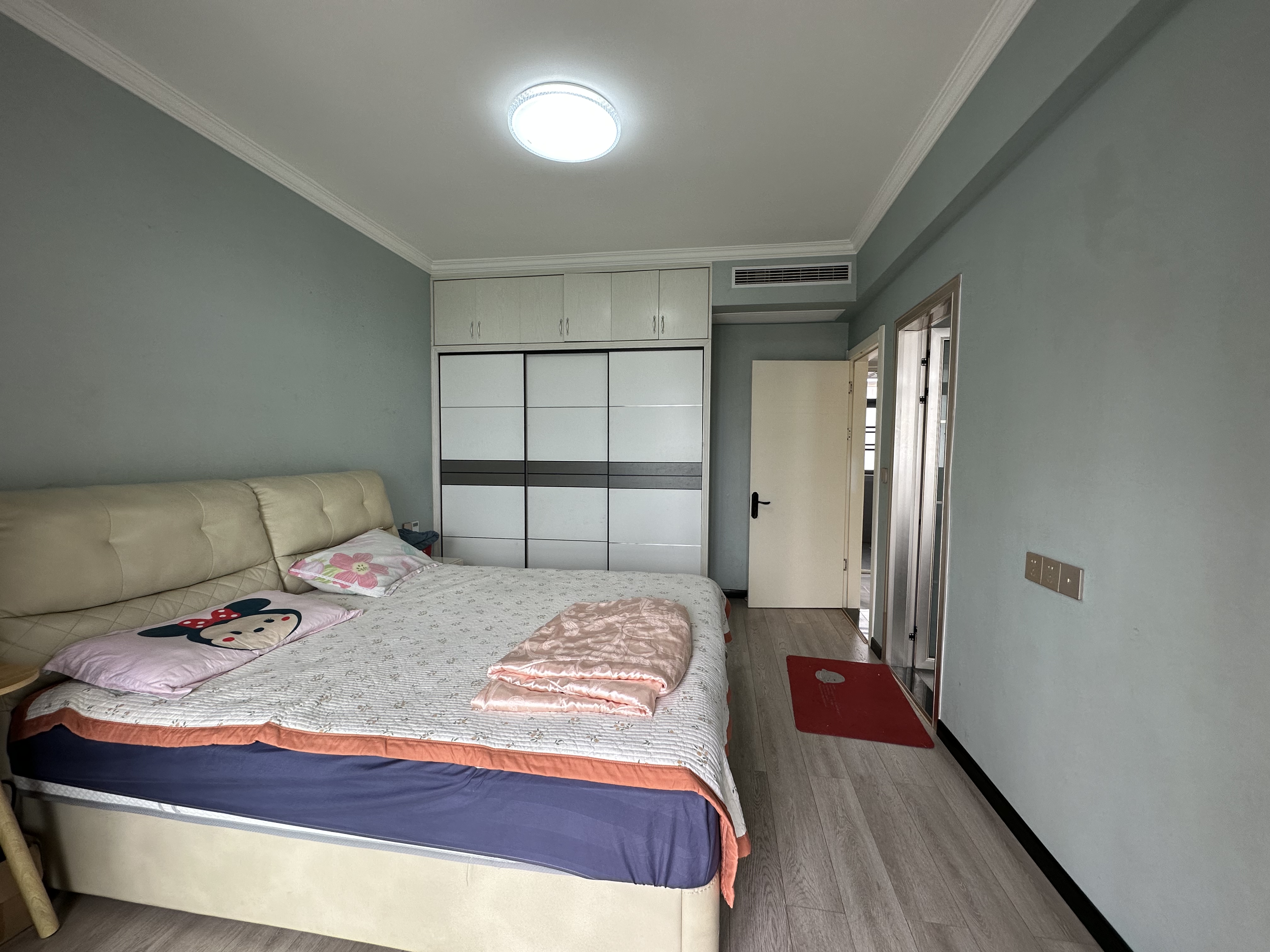 紫润尚城.精装三房两卫边户.证件满二.看房方便