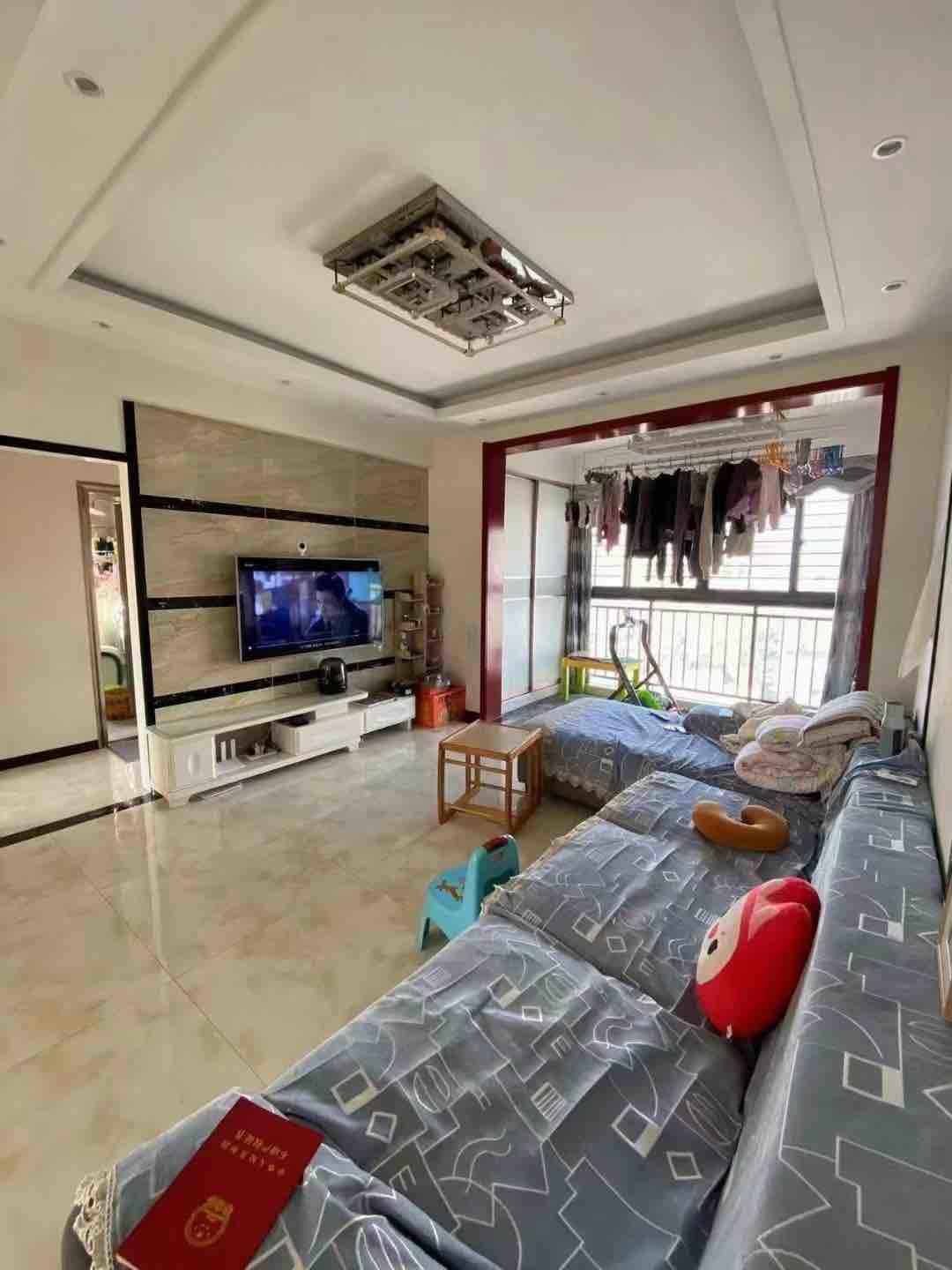 笆篓湾金居 3室2厅1卫   103平  精装修家具家电全送 53.8万优价出售