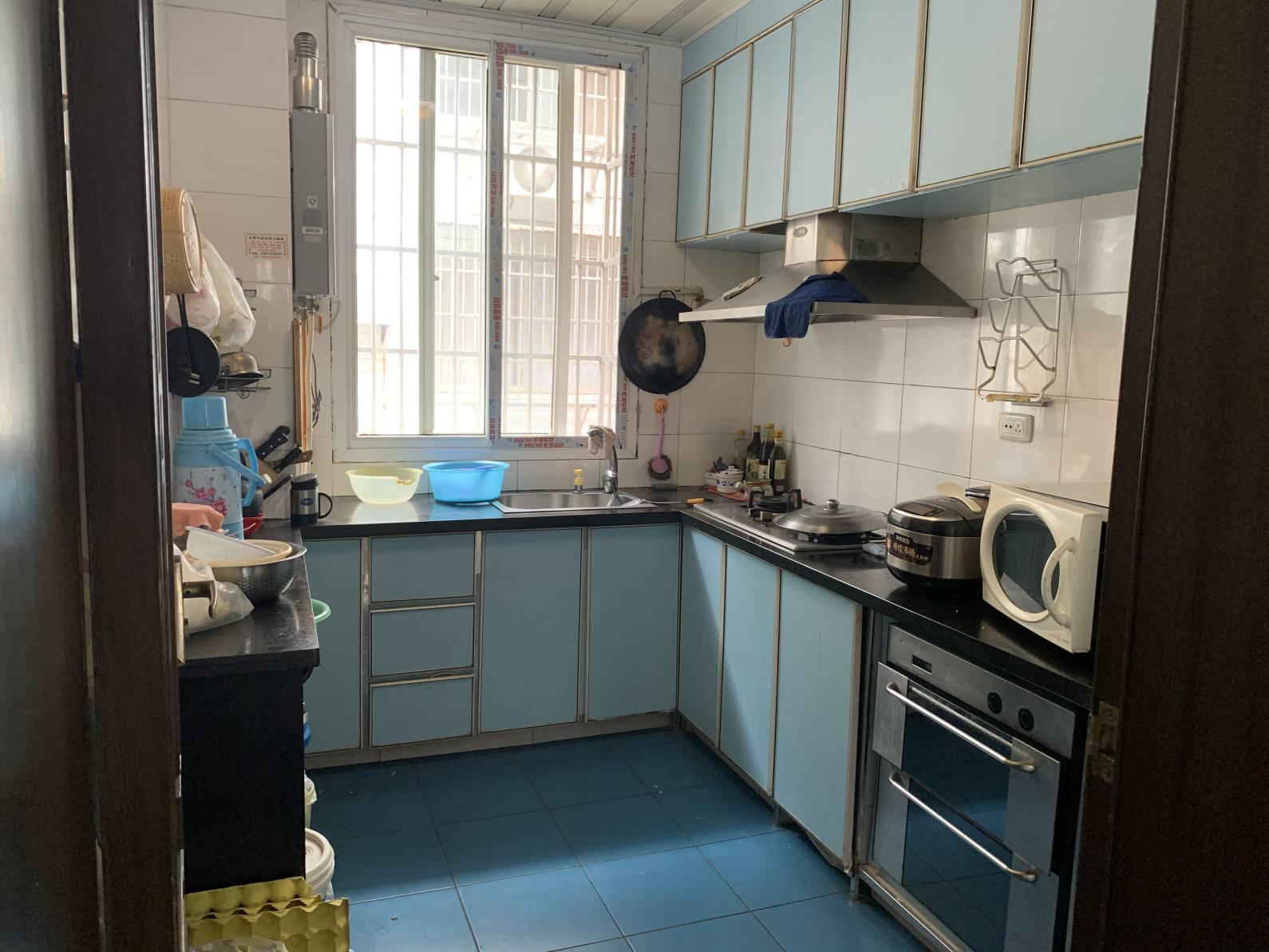 老三中附近粮仪小区证未下大户型急售