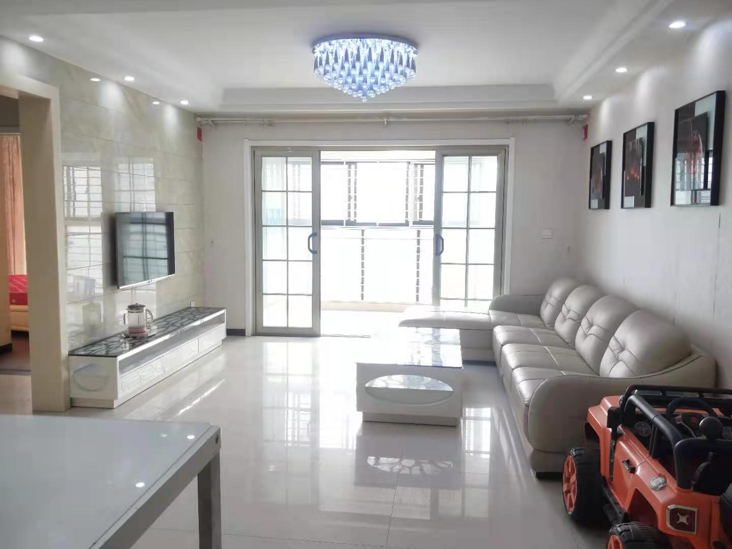 福星城精装大三房单价低保养很好南北通透诚心出售