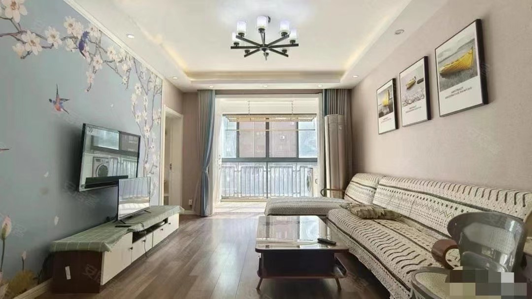 30，仙桃xiao学旁，精装三房，家电家具全送，证件满二，电梯中间楼层