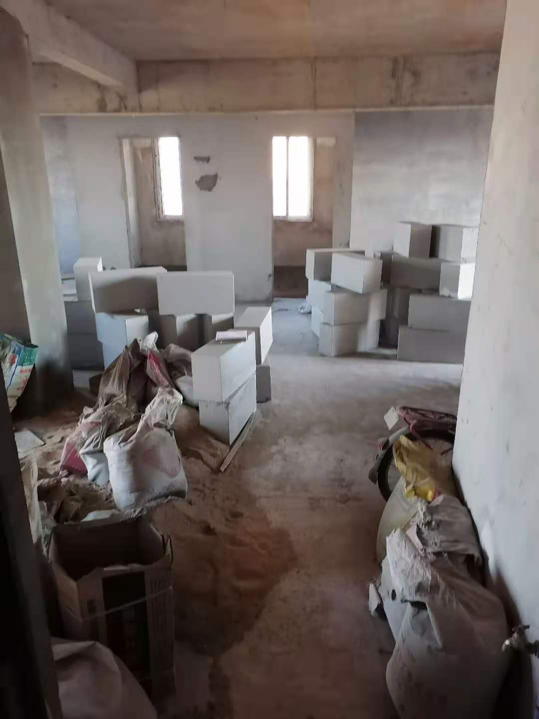 仙桃一中对面 房毛坯大三房单价5字头证件满五